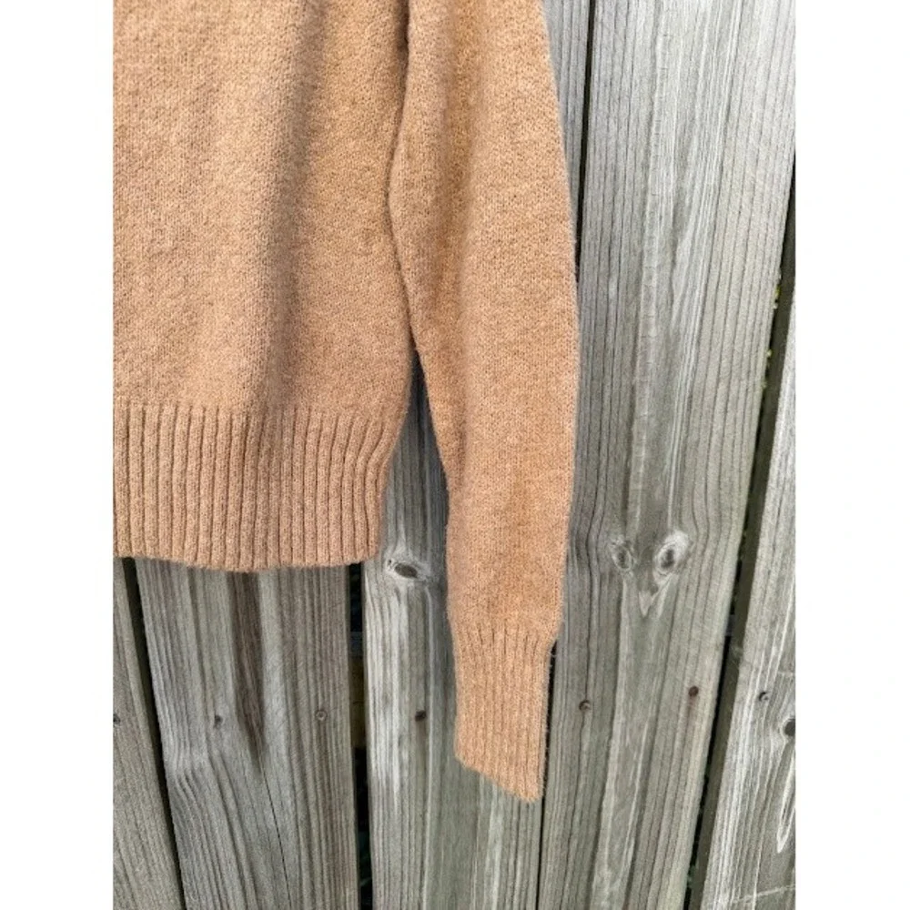 Academia Minimalist American Eagle Mock Neck Sweater XS Tan Ribbed Knit Pullover